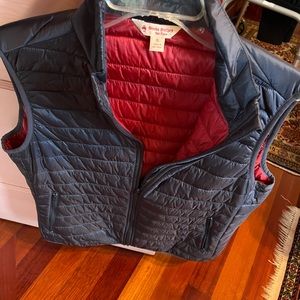 brooks brothers vest xl   - Navy semi matt water repellent padded